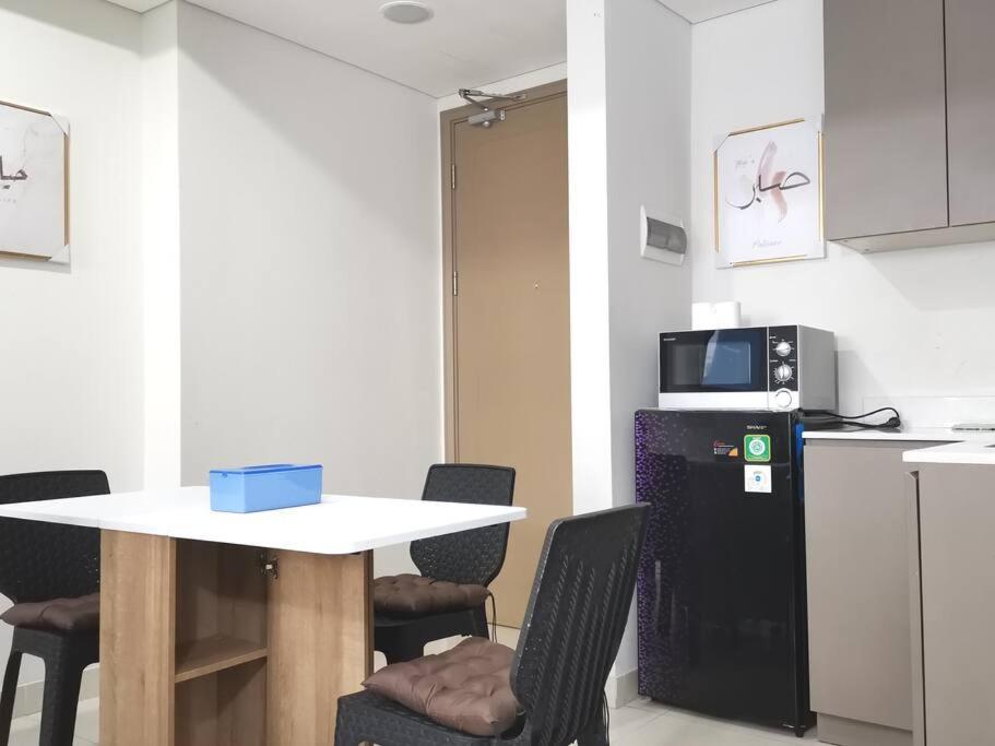 Pik Family 2 Bedroom, 5 Beds & Balcony Best View Jakarta Exterior foto